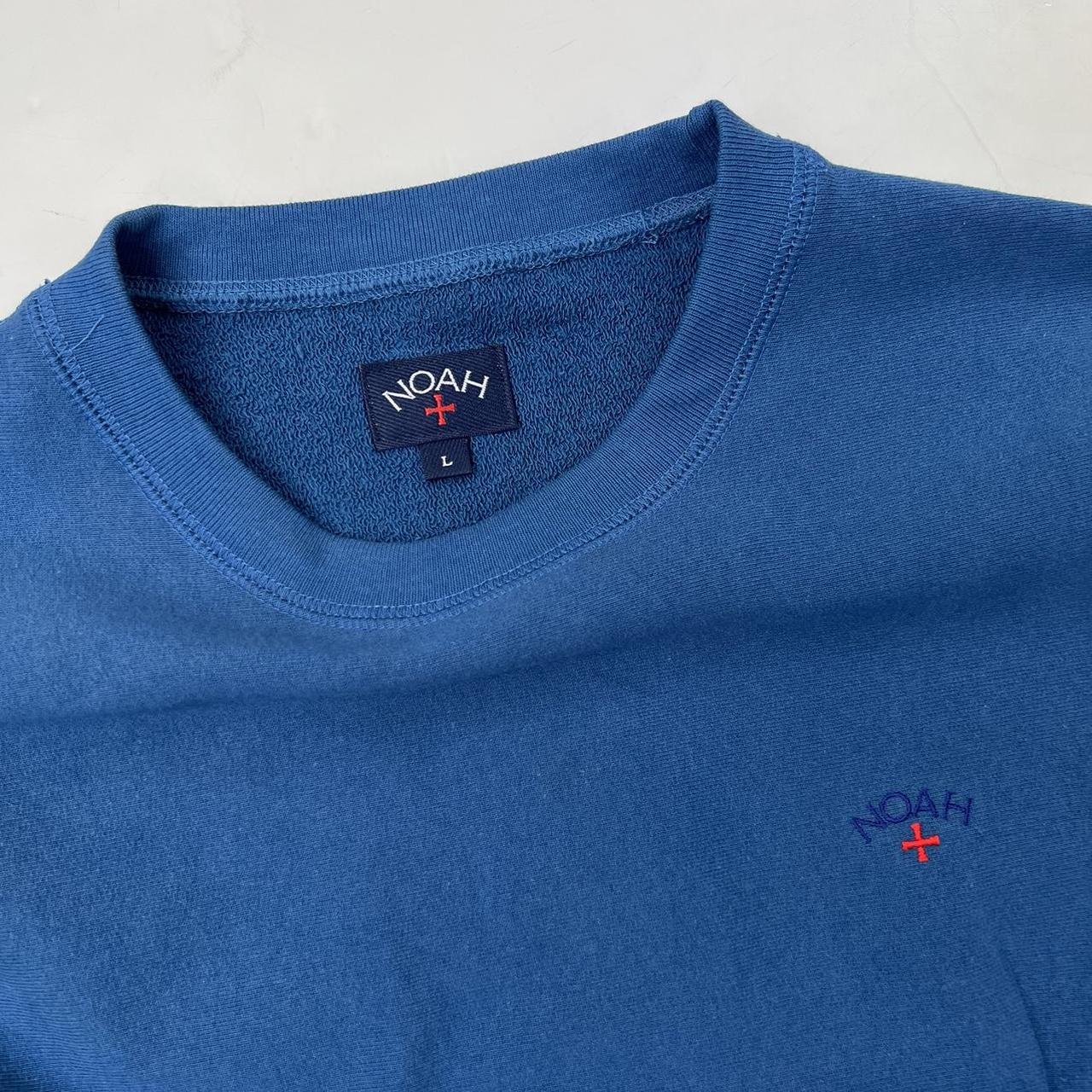 Noah Classic Core Sweatshirt In Blue