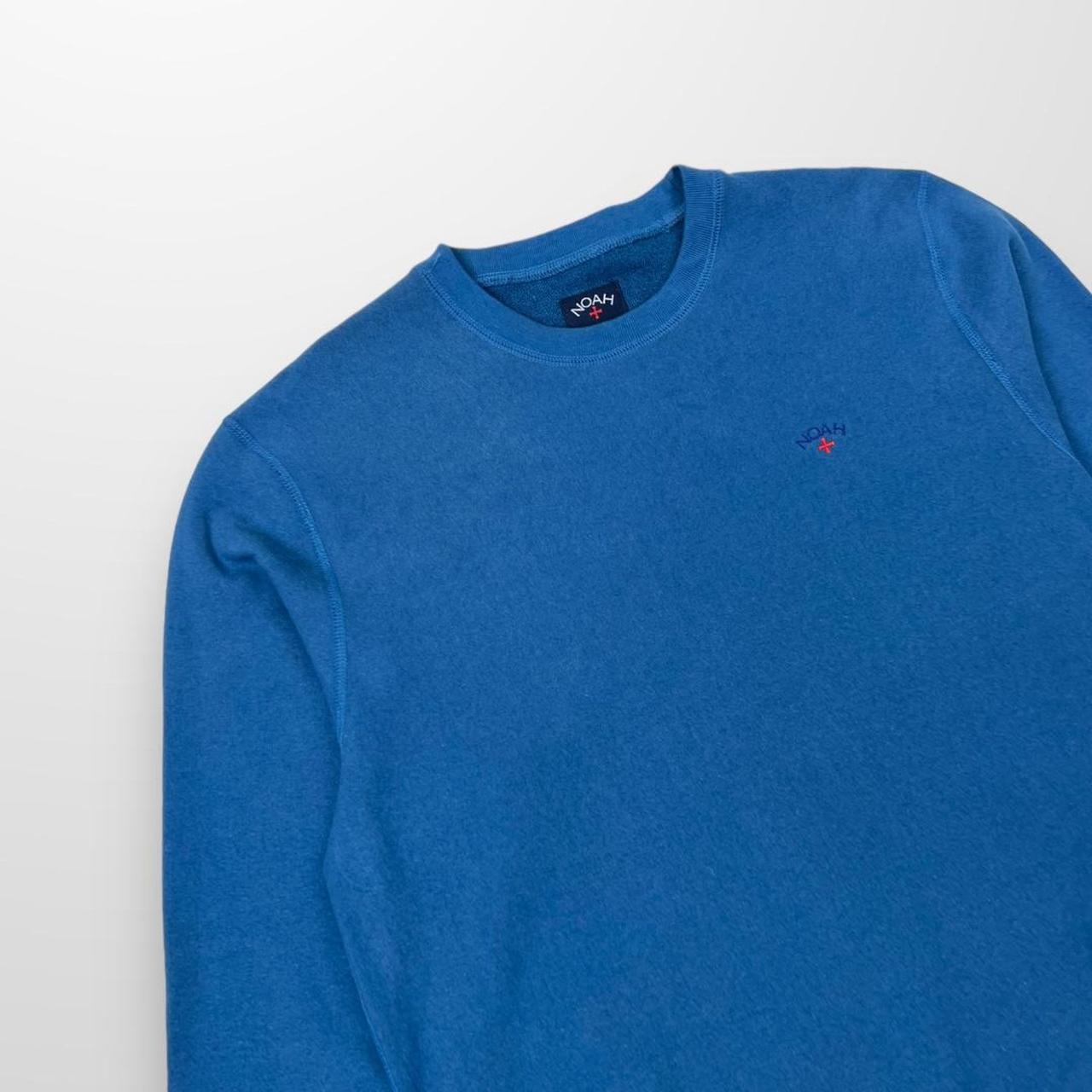Noah Classic Core Sweatshirt In Blue