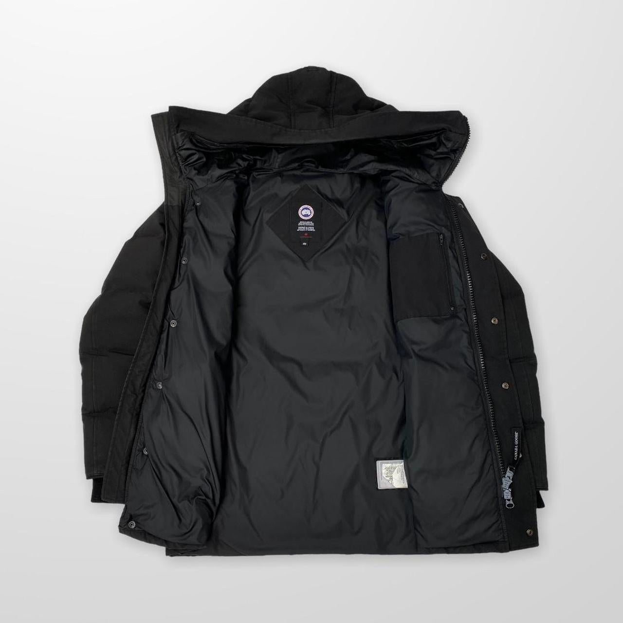 Canada Goose Carson Parka Jacket In Black