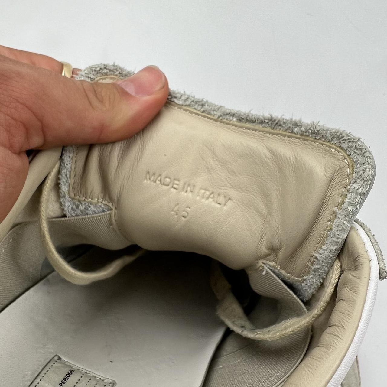 Maison Margiela Replica Low Top Trainers In Off White W/ Gum Sole