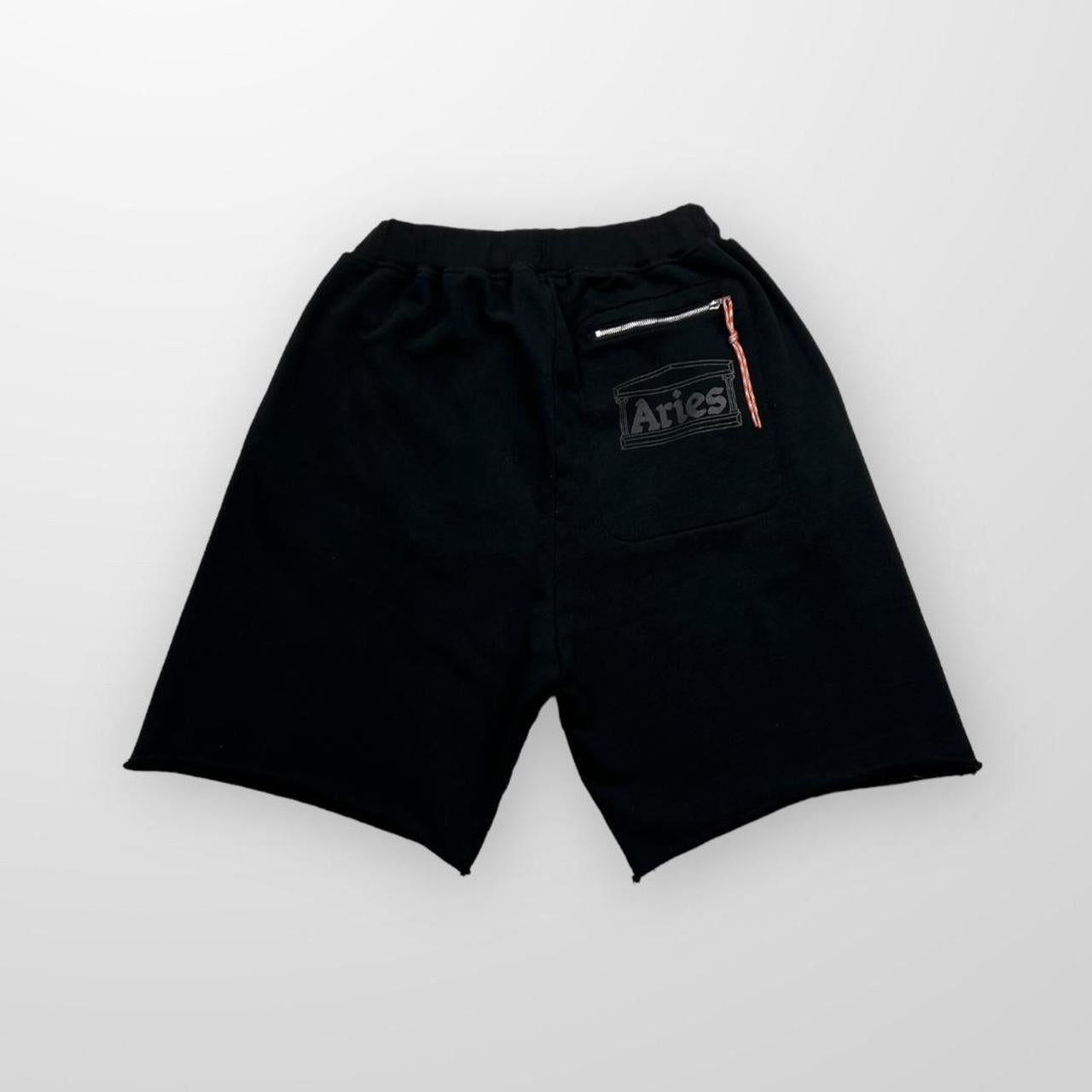 Aries Temple Shorts In Black