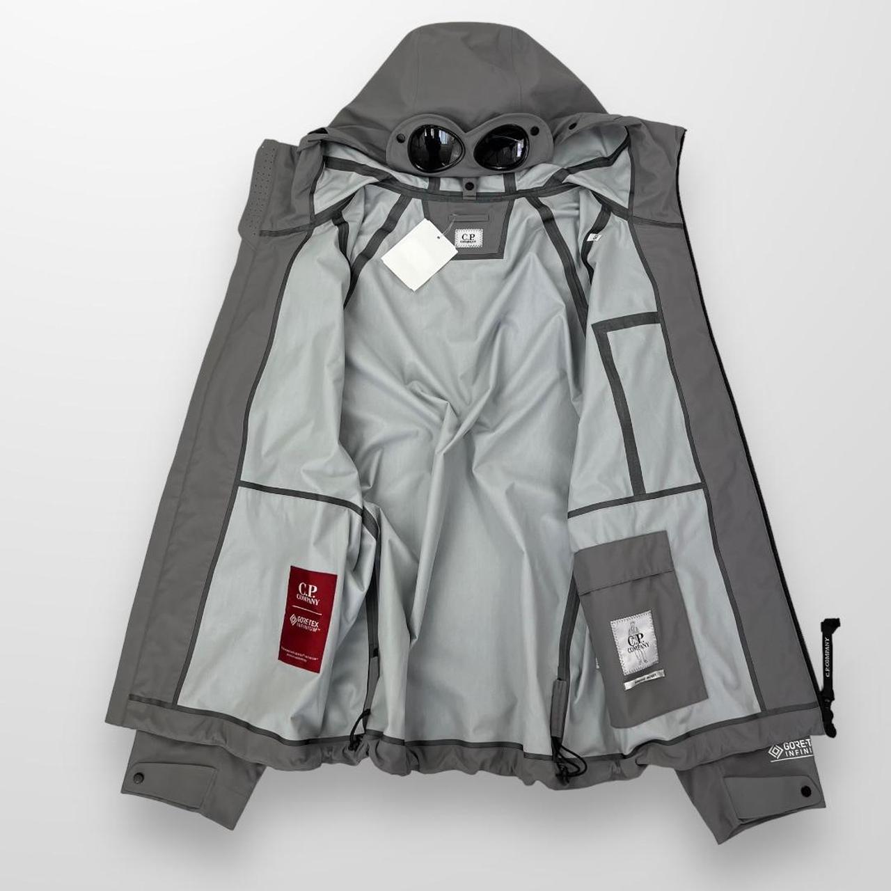 CP Company Gore-Tex Infinium Goggle Jacket In Griffin Grey