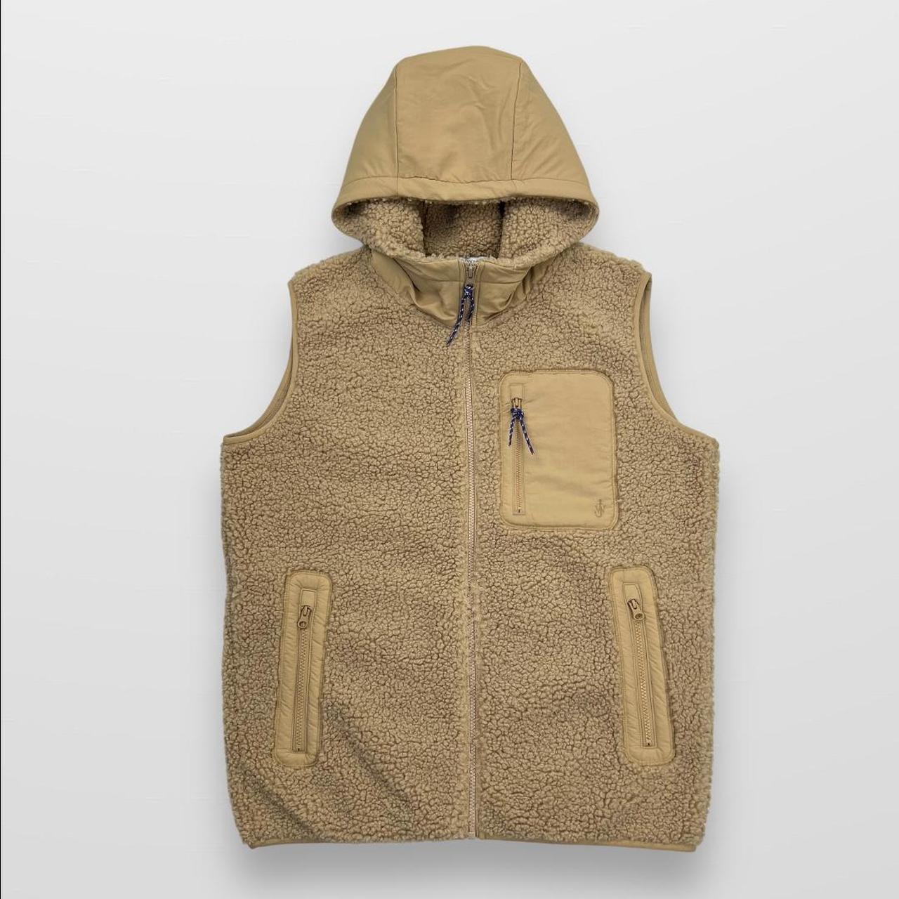 Uniqlo x JW Anderson Deep Pile Gilet In Beige