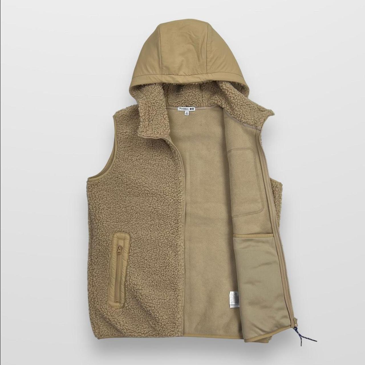 Uniqlo x JW Anderson Deep Pile Gilet In Beige