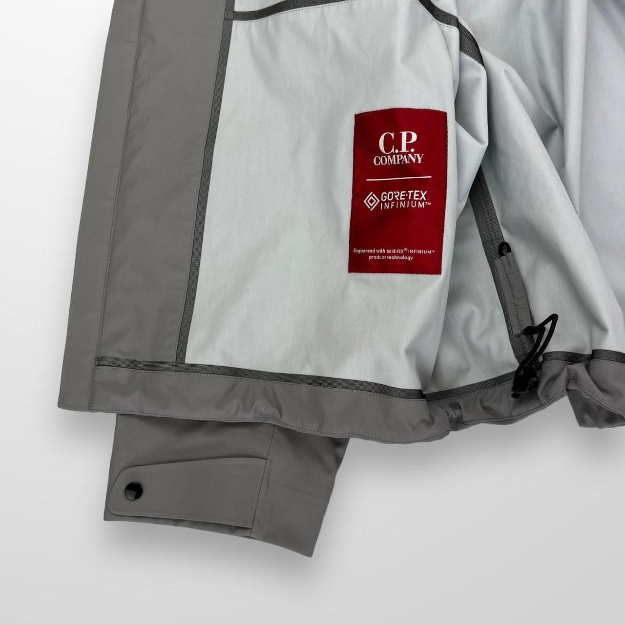 CP Company Gore-Tex Infinium Goggle Jacket In Griffin Grey