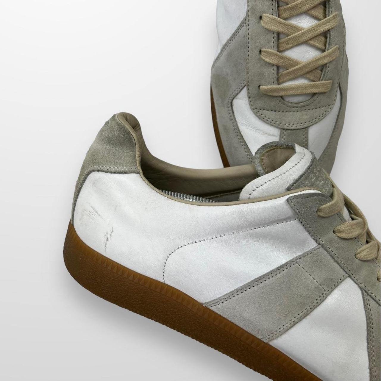 Maison Margiela Replica Low Top Trainers In Off White W/ Gum Sole