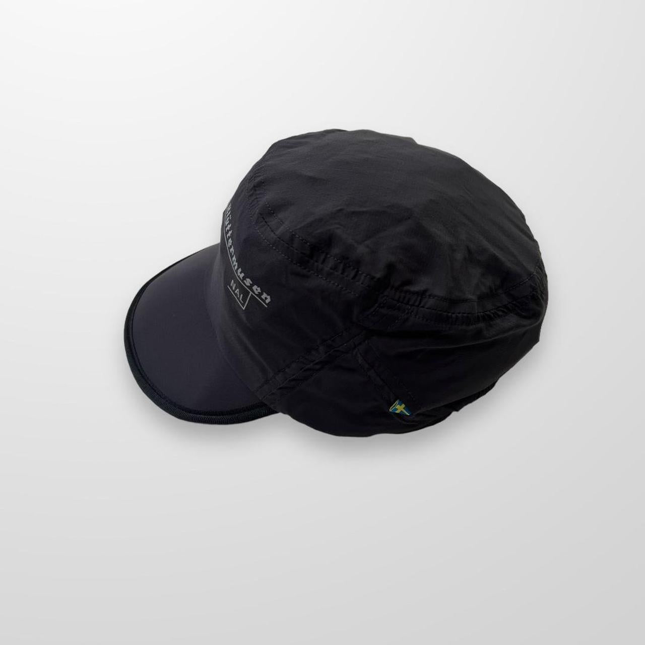 Klättermusen Ansur Cap In Dark Grey / Black