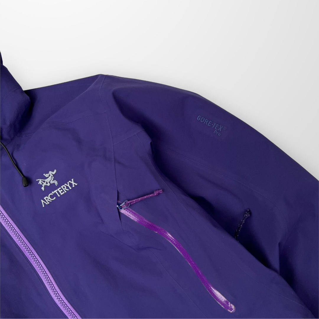 Arc’Teryx Beta AR Gore-Tex Pro Shell Jacket In Purple